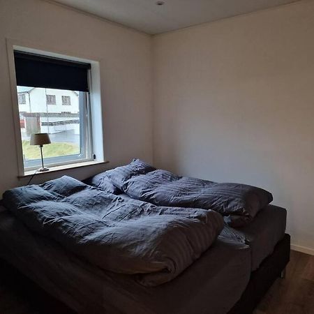 OyndarfjordurNew Flat With Hot Tub - No3アパートメント エクステリア 写真